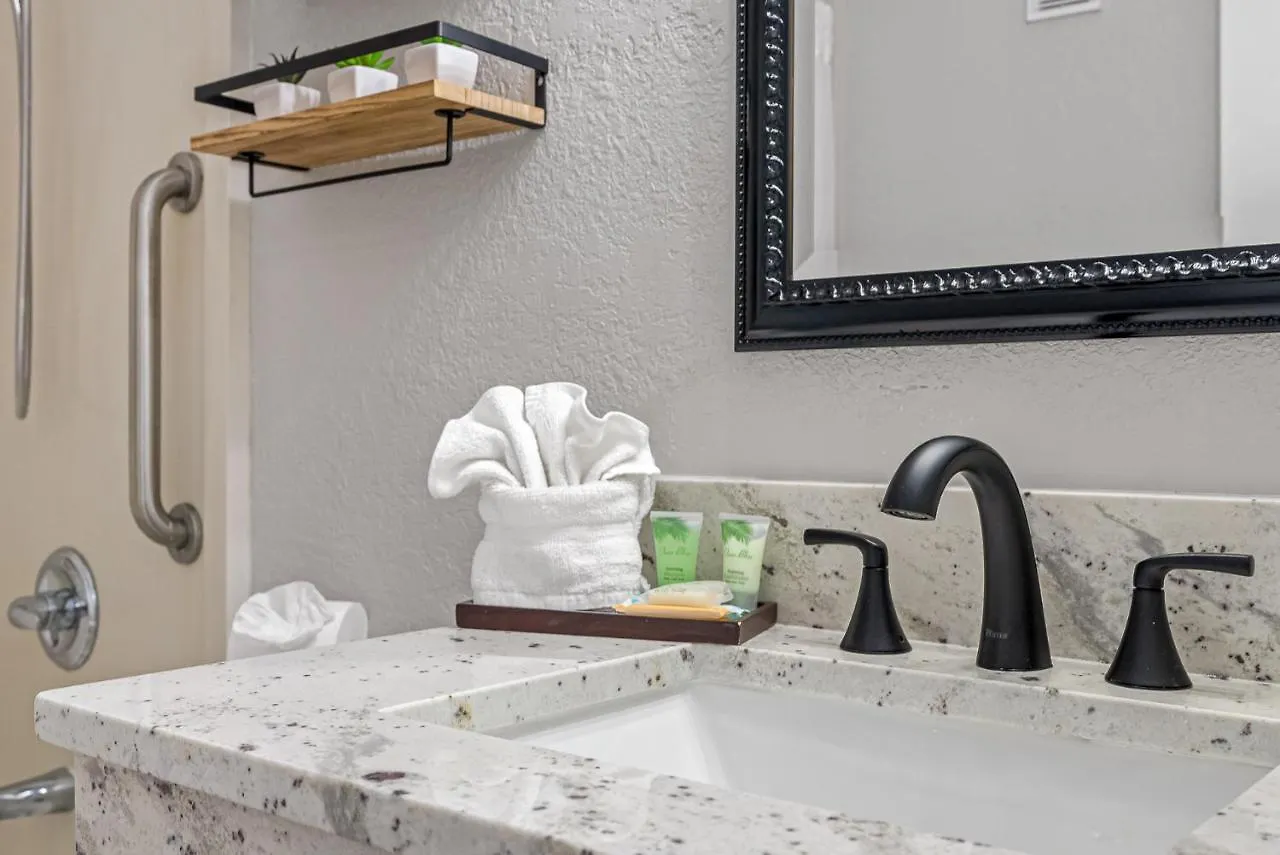 Holiday home Wake Up To The Ocean Breeze - Enjoy Amazing Views Villa Tampa