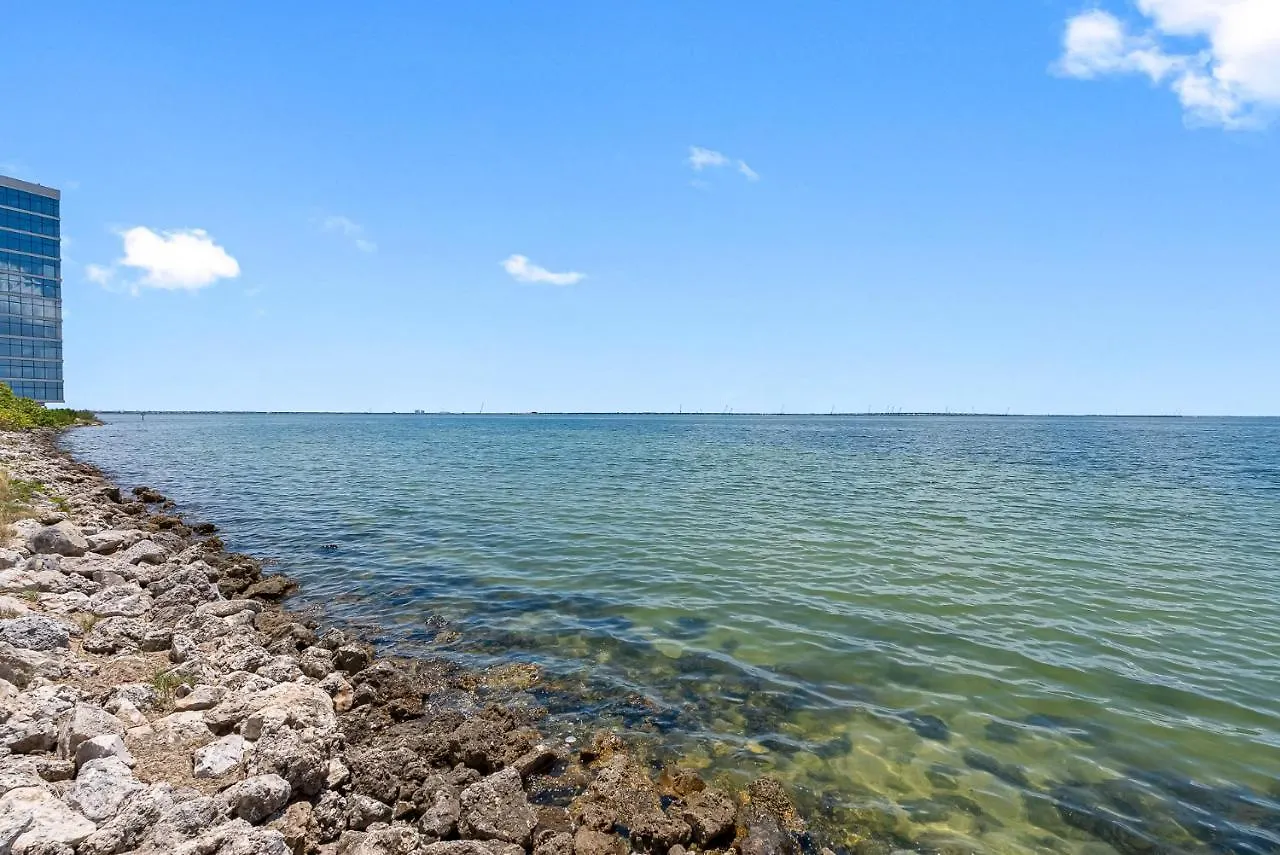 Holiday home Wake Up To The Ocean Breeze - Enjoy Amazing Views Villa Tampa United States