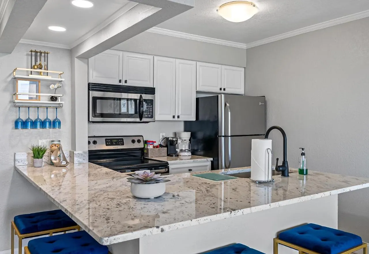 Wake Up To The Ocean Breeze - Enjoy Amazing Views Villa Tampa United States