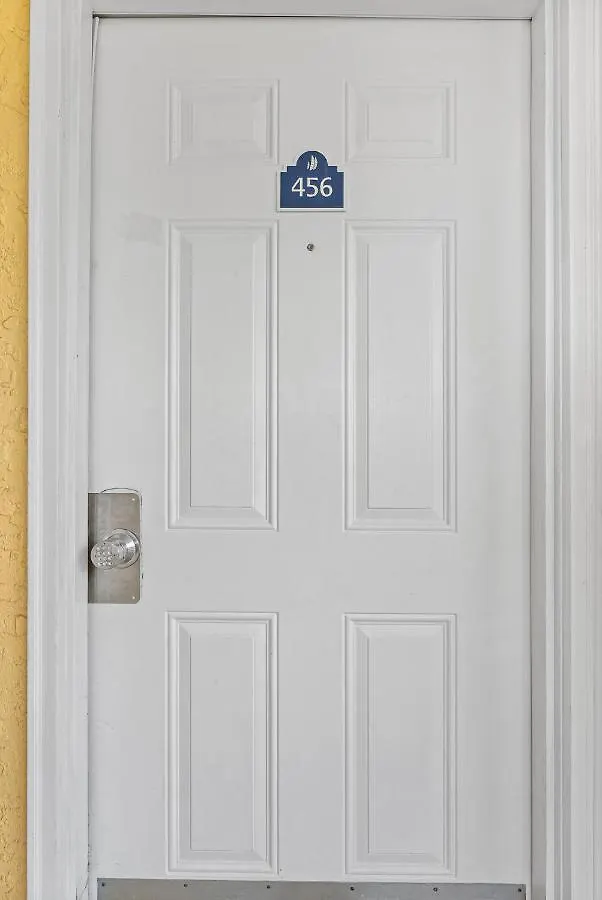 Holiday home Wake Up To The Ocean Breeze - Enjoy Amazing Views Villa Tampa