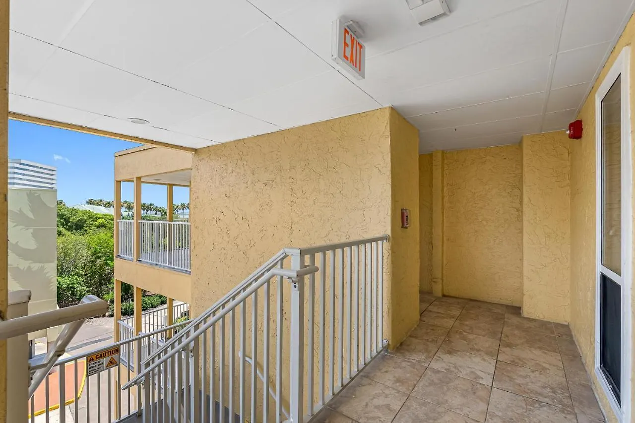 Holiday home Wake Up To The Ocean Breeze - Enjoy Amazing Views Villa Tampa