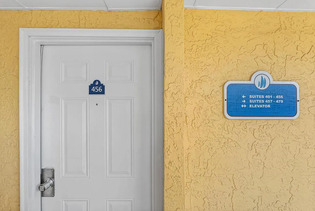 Wake Up To The Ocean Breeze - Enjoy Amazing Views Villa Tampa Holiday home
